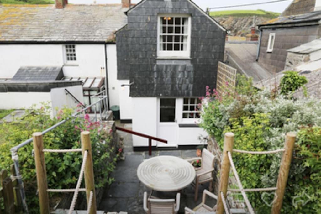 Waypast, Port Isaac Bay Holidays Villa Exterior photo